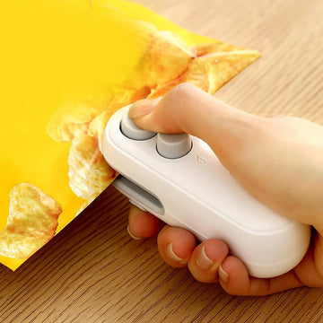 1 Pc Mini Heat Sealing Machine 2-In-1 Cutter & Sealer With USB Cable – Compact USB Rechargeable Food Bag Sealer For Snacks And Storage